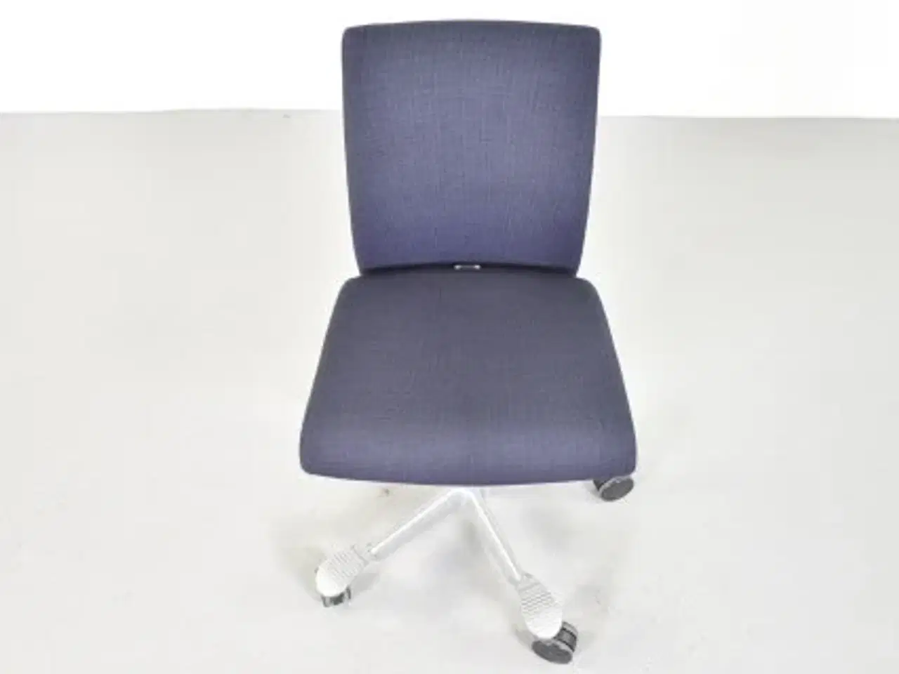 Billede 5 - Häg h04 credo 4200 kontorstol med sort/blå polster
