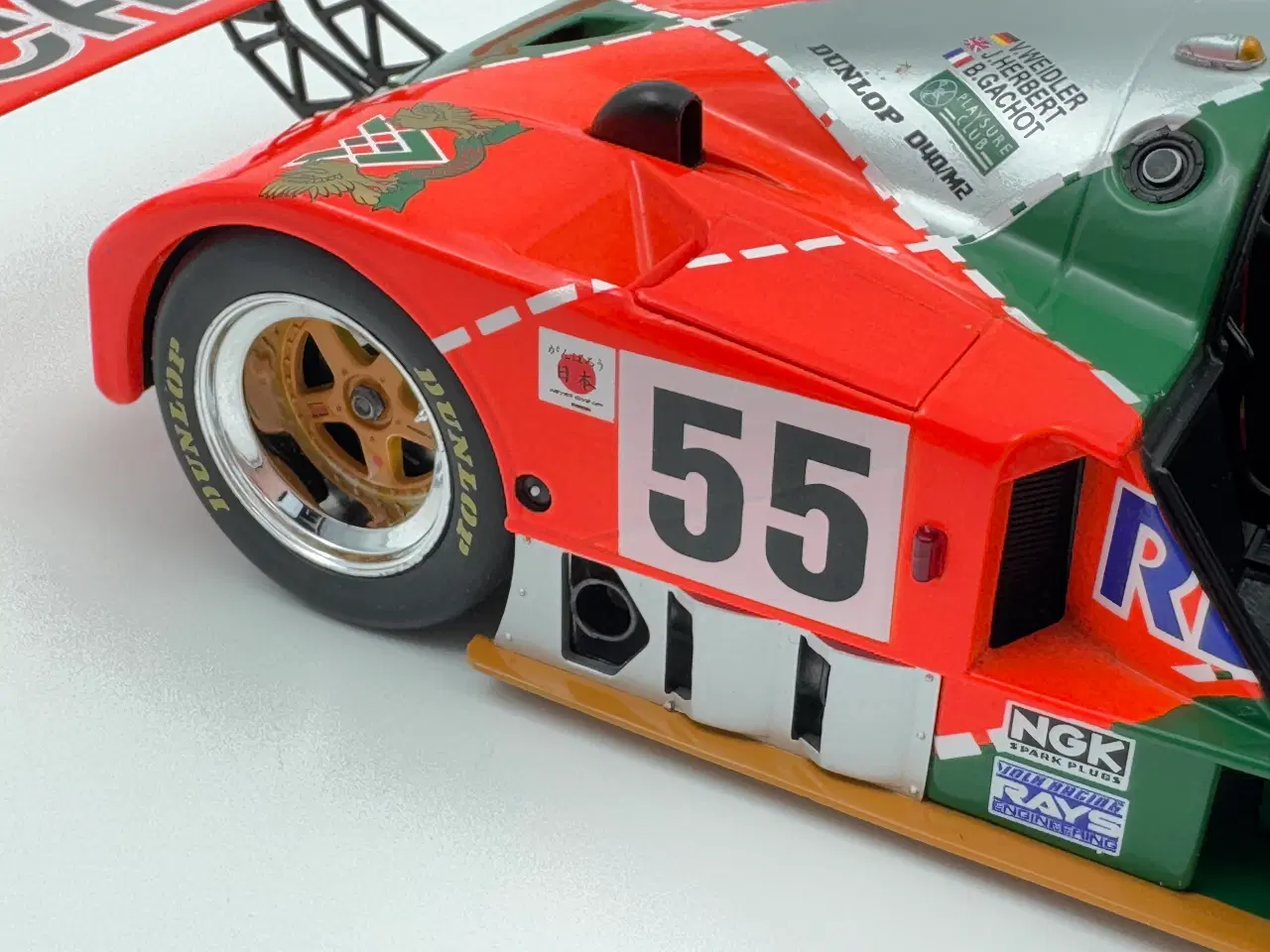 Billede 8 - 1991 Mazda 787B Le Mans (Med skade) 1:18