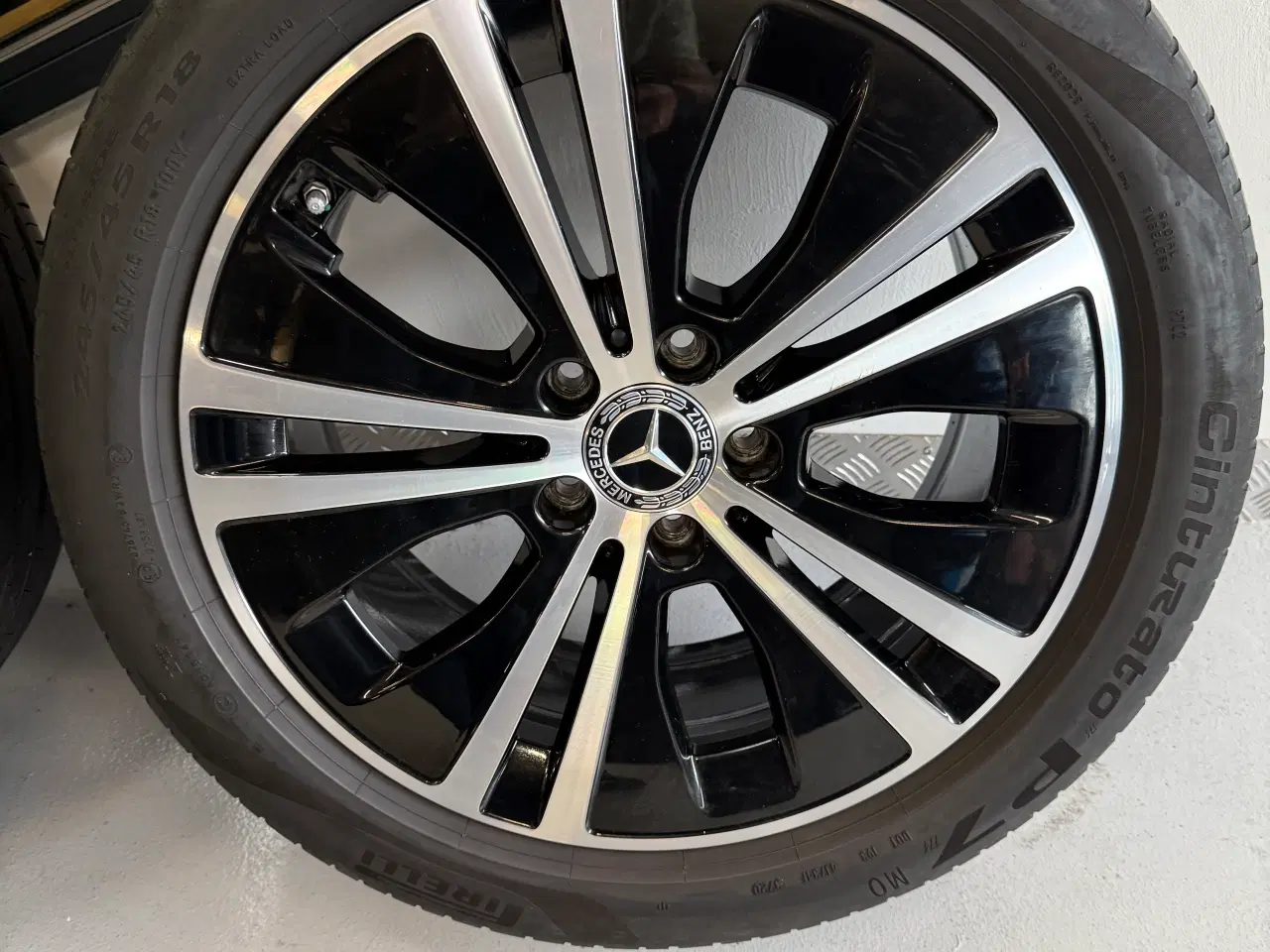 Billede 5 - Originale 18” originale Mercedes alufælge 