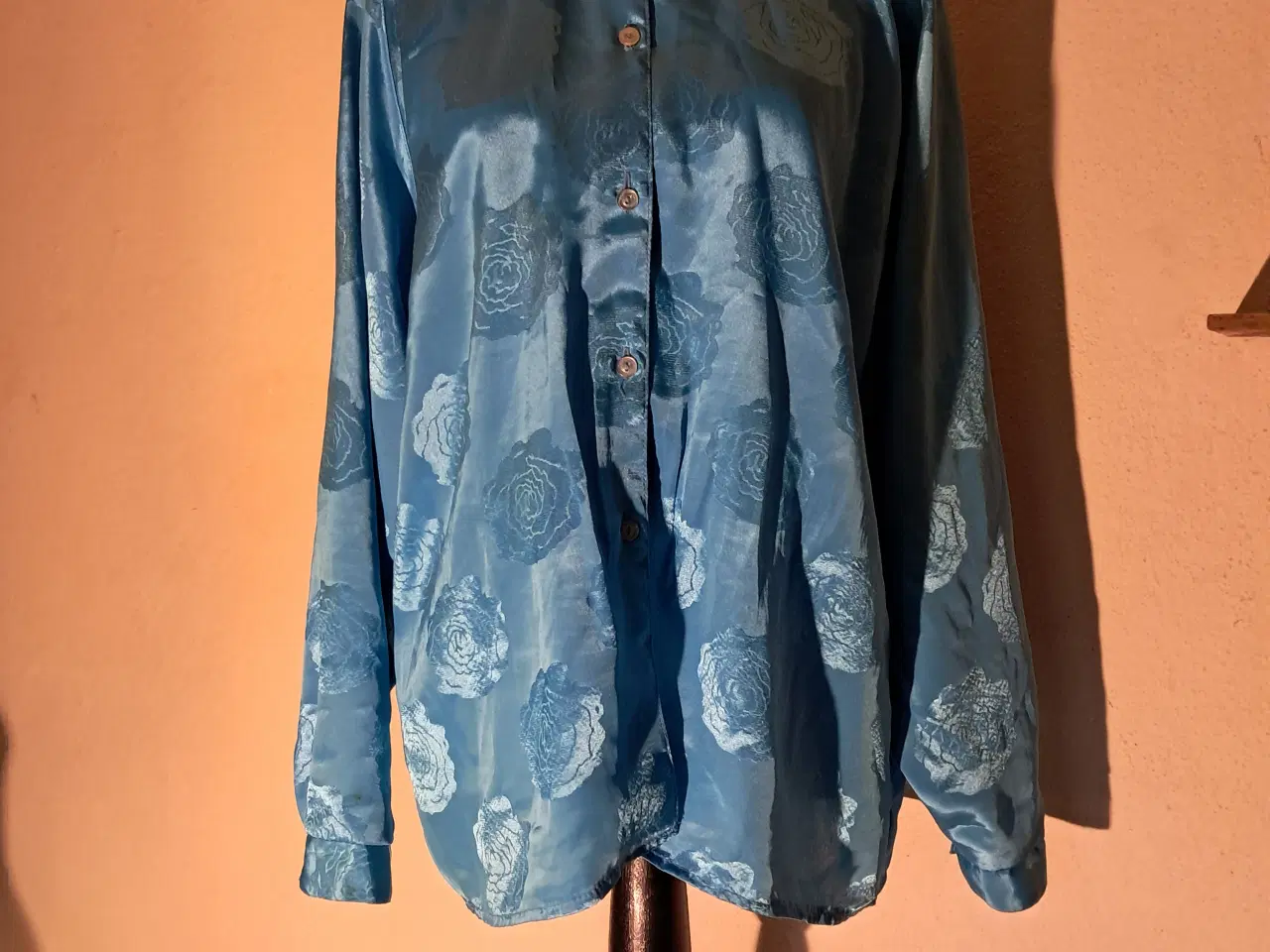 Billede 1 - Eurofashion str. 38 skjorte