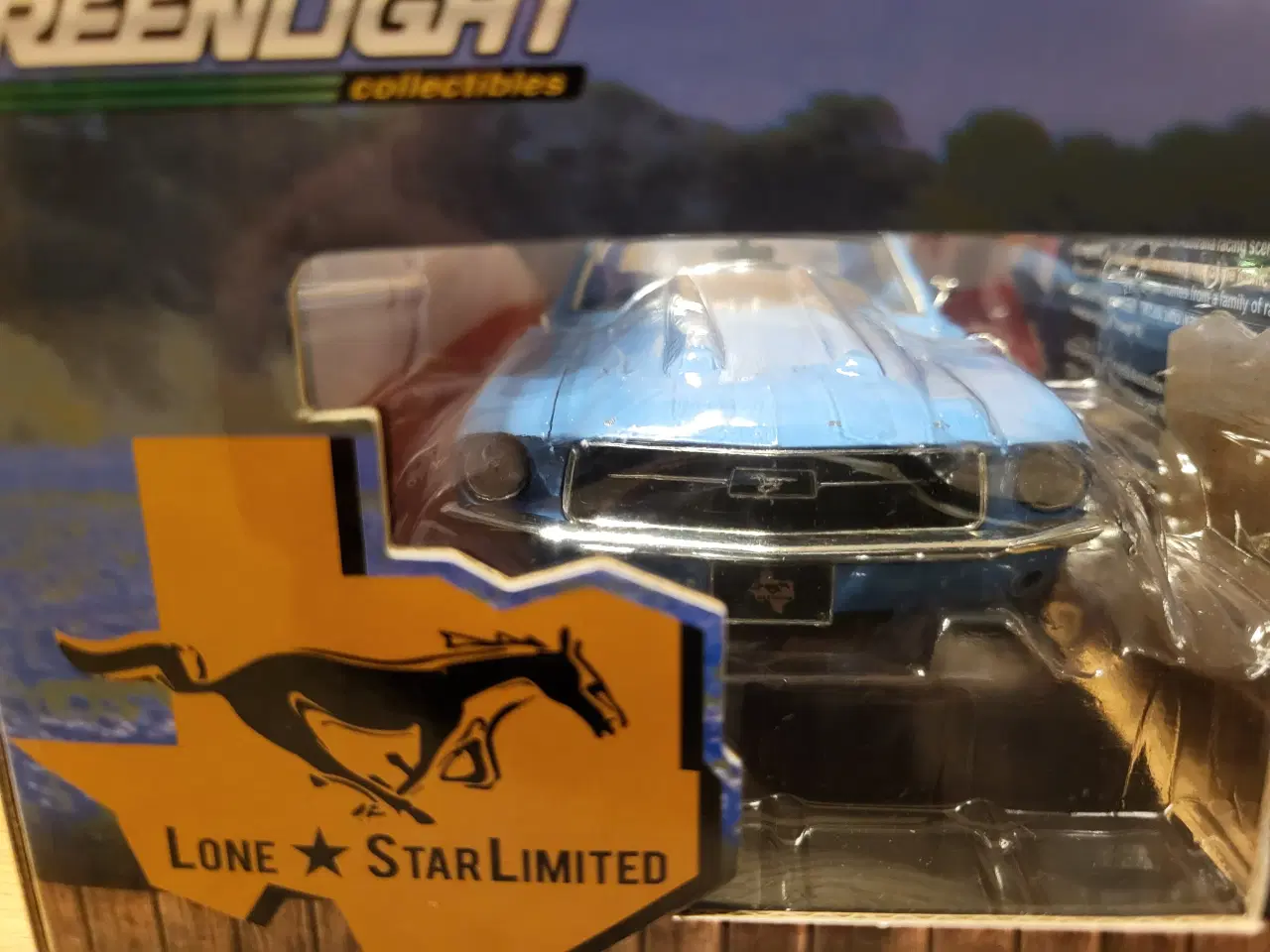 Billede 9 - Modelbiler Ford Mustang 1:18 - 3 stk. 1800 kr.