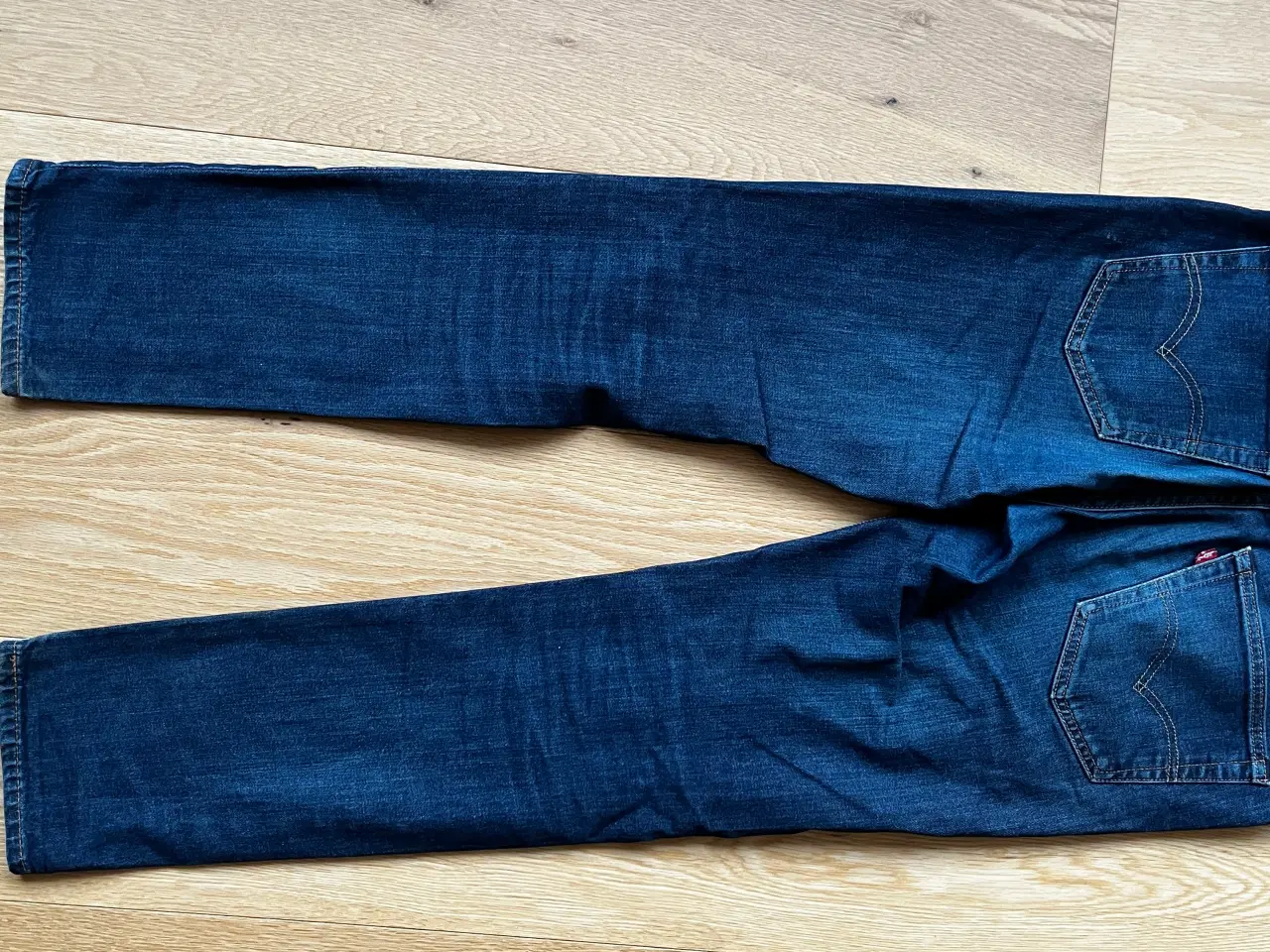 Billede 1 - Levis Jeans