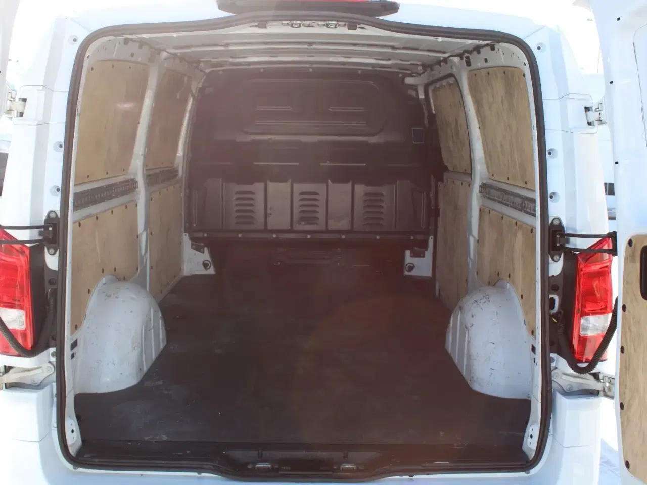 Billede 11 - Mercedes Vito 114 2,0 CDi Kassevogn aut. XL RWD