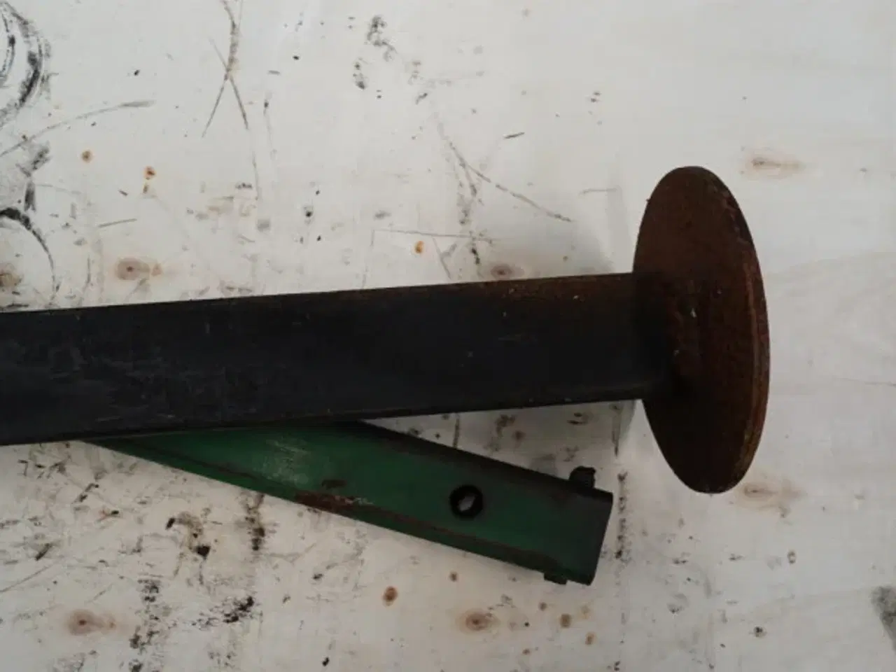 Billede 17 - John Deere 592 Støtteben DC42319