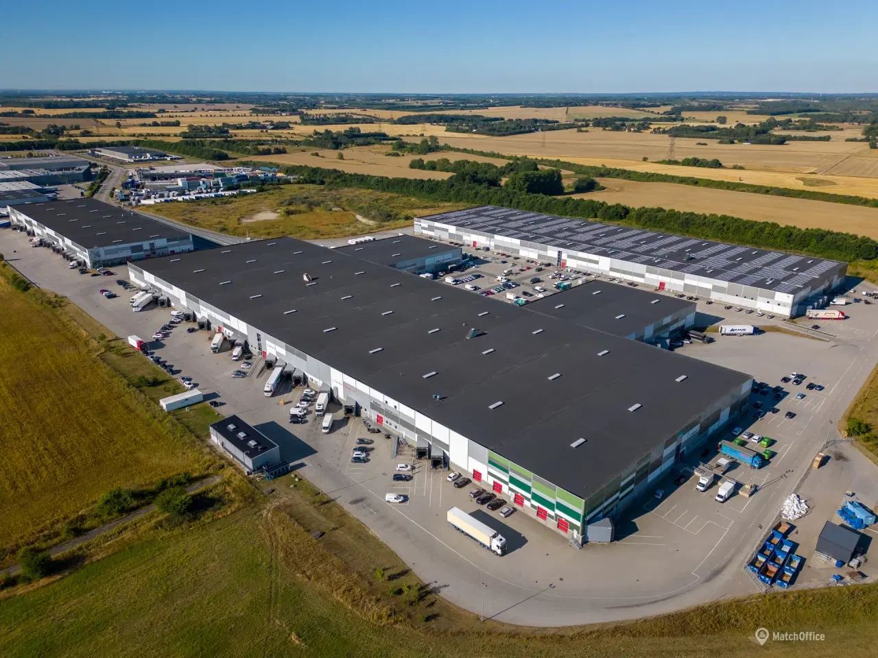 Billede 19 - Logistiklejemål med porte og ramper og en loftshøjde op til 10 meter