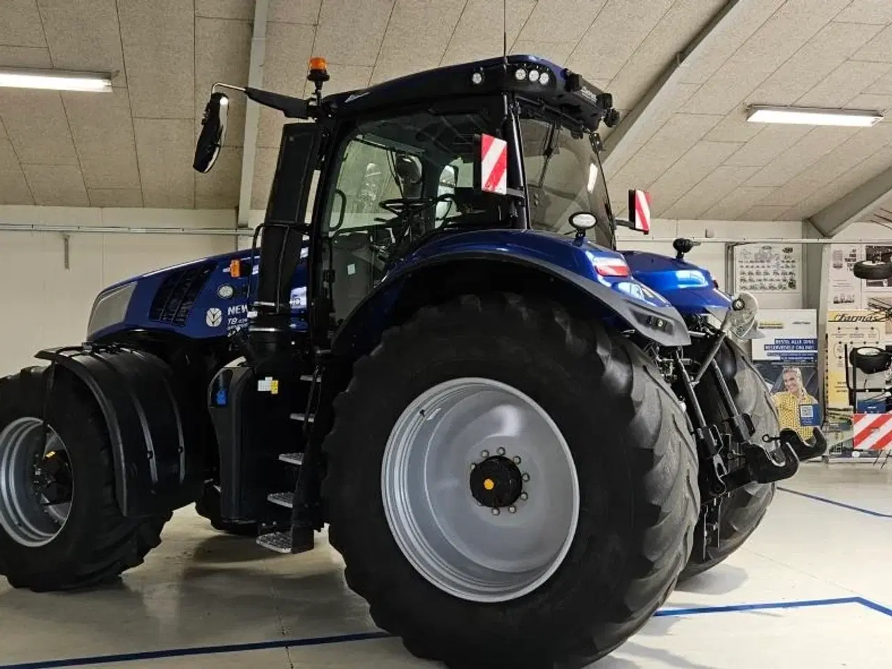 Billede 7 - New Holland T8.435 PLMI NYE DÆK