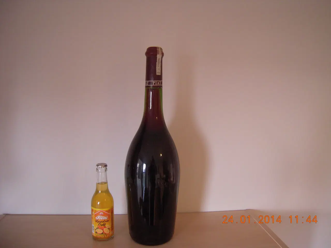 Billede 2 - Vin i 3 liter flaske