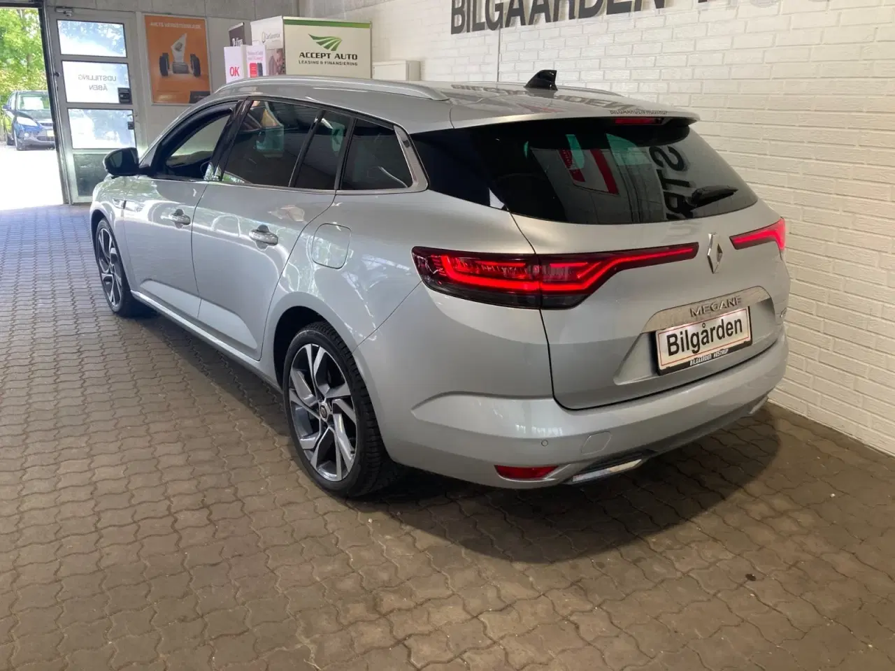 Billede 3 - Renault Megane IV 1,6 E-Tech R.S. Line Sport Tourer