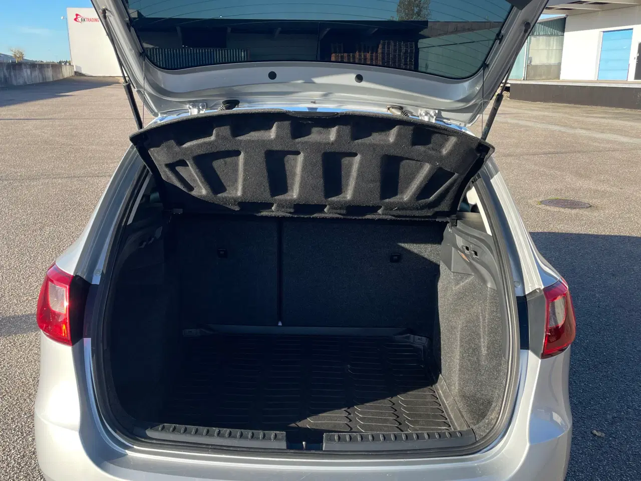 Billede 6 - Nysynet pæn velholdt Seat Ibiza