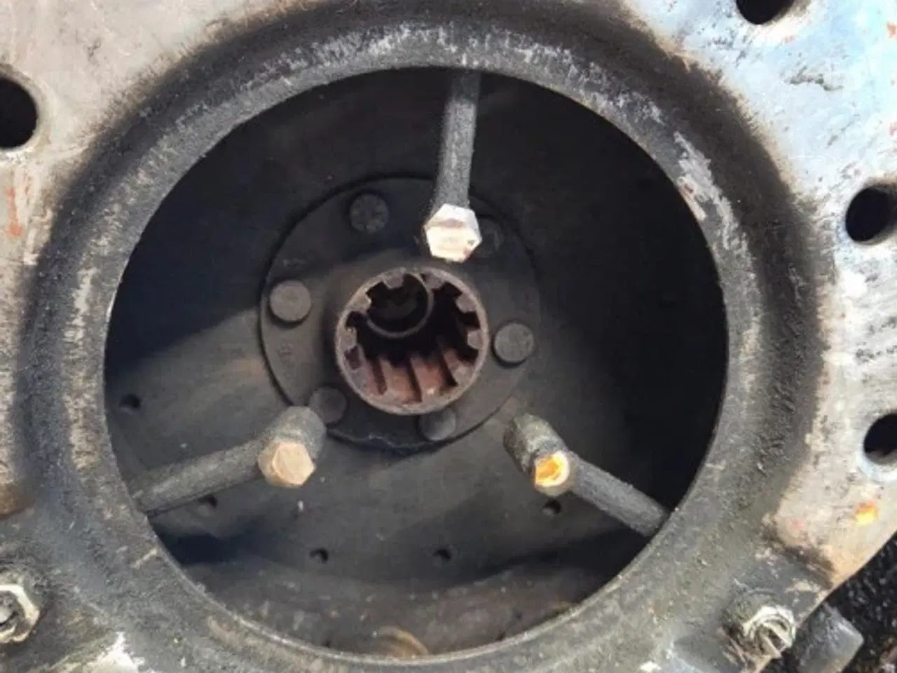 Billede 3 - New Holland 1550 Motor Remskive