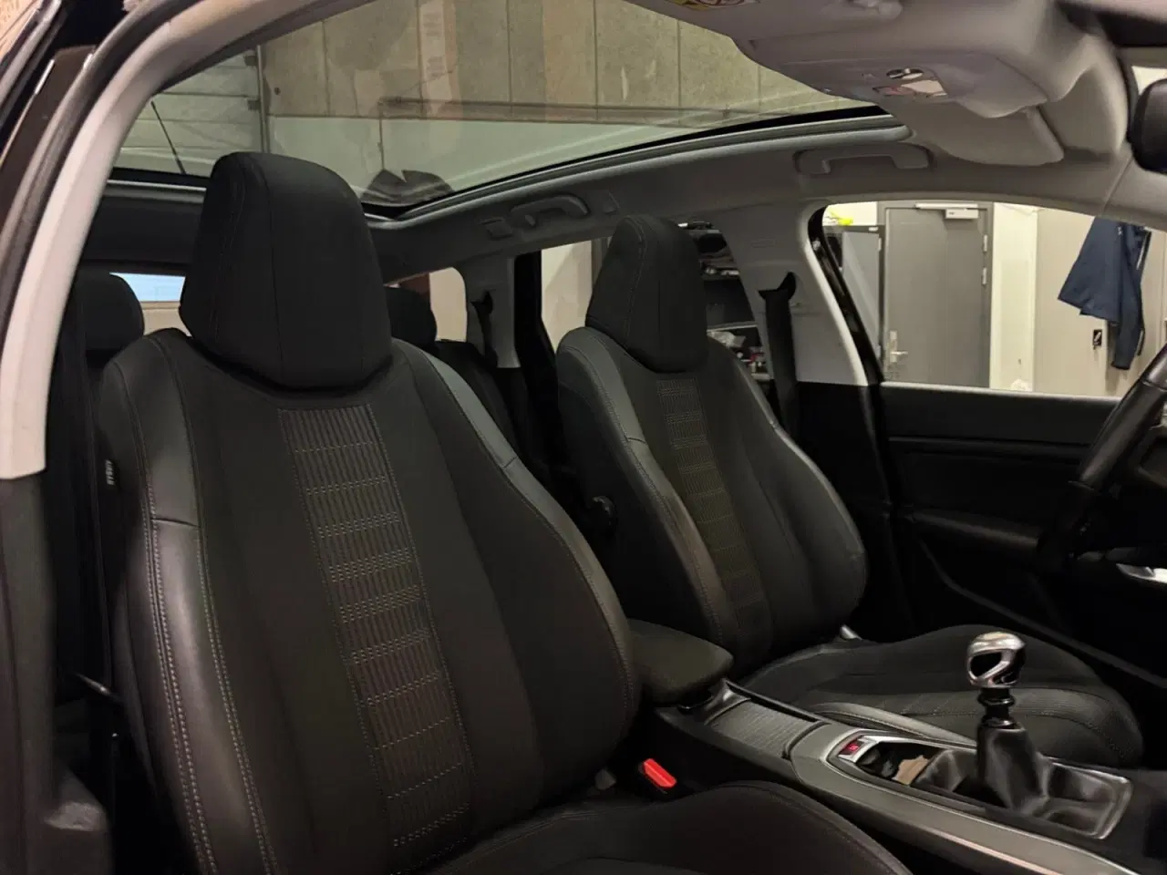 Billede 18 - Peugeot 308 1,6 BlueHDi 120 Allure SW