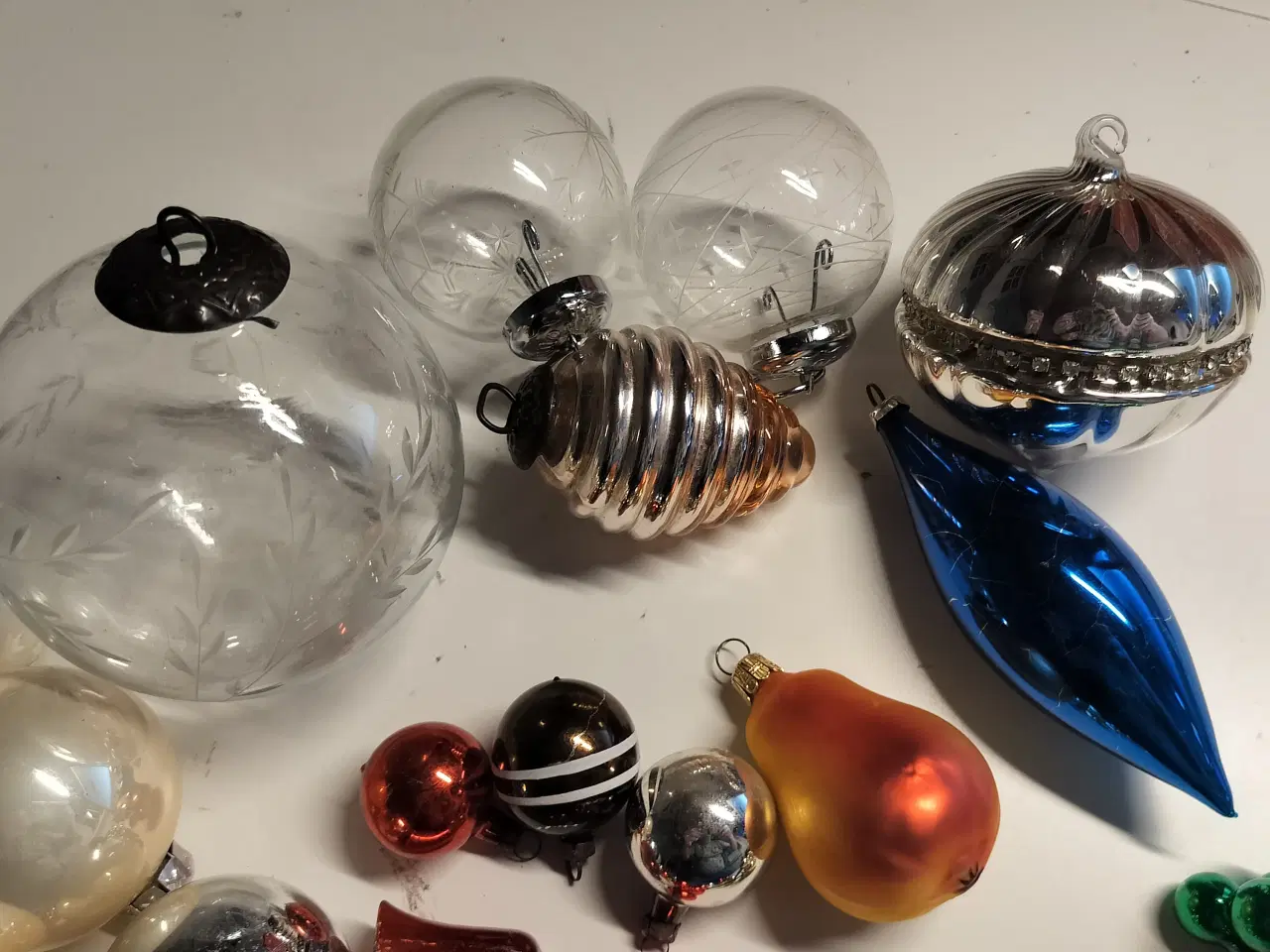 Billede 2 - julepynt gammelt 44 stk Blandet gamle glas julekug