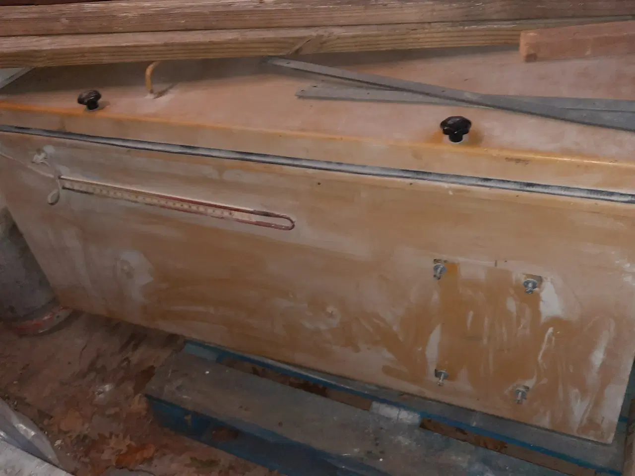 Billede 1 - Punktudsugnings anlæg til støv