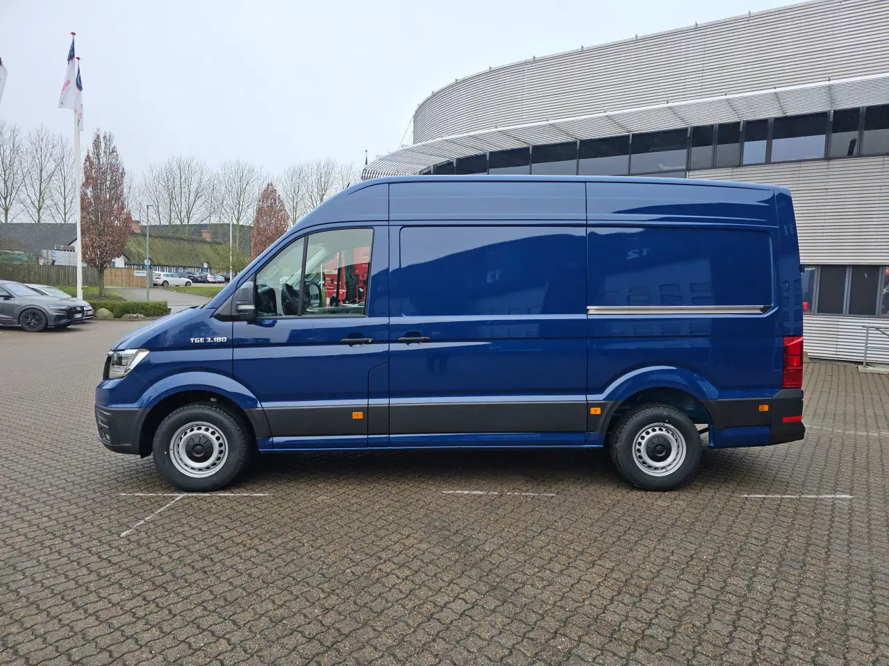 Billede 2 - MAN TGE 3.180 A8 L3H3, Kassevogn