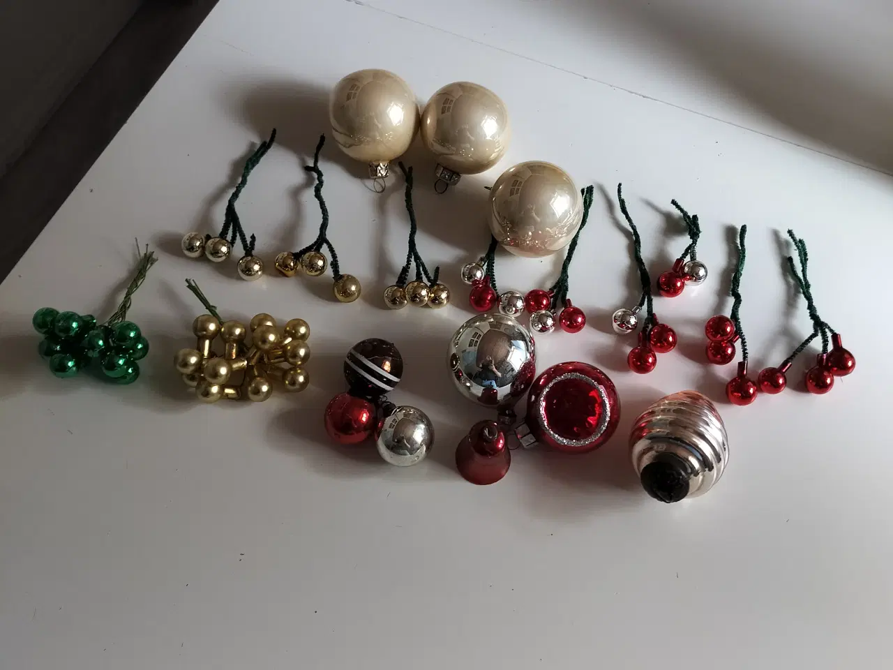 Billede 1 - Diverse 58 Gamle glas julekugler