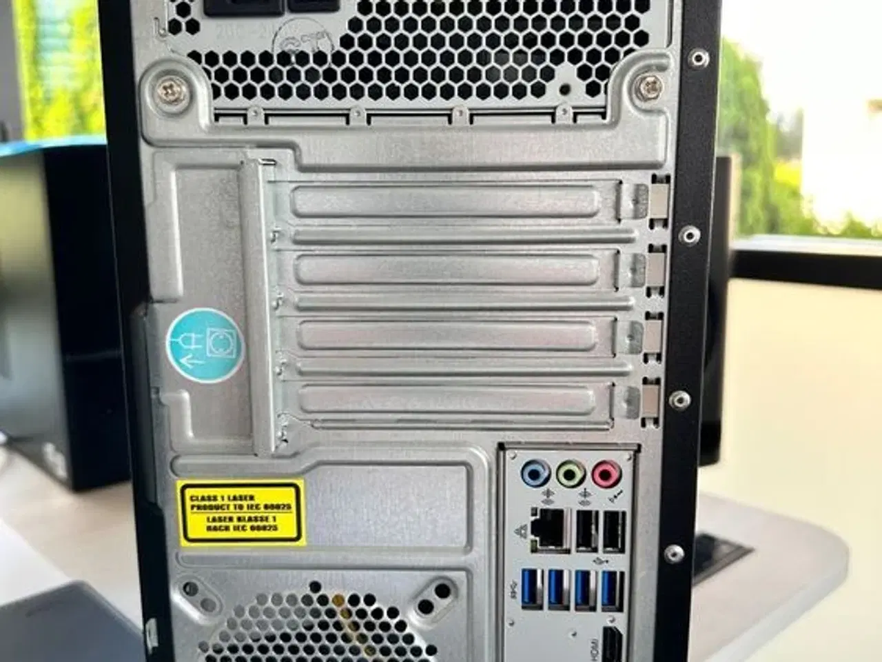 Billede 2 - komplet pc sæt er som ny kan sendes i dag 