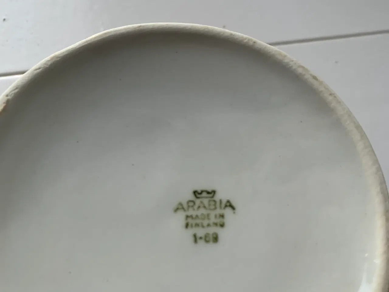 Billede 3 - Arabia pomona porcelænskrukke 