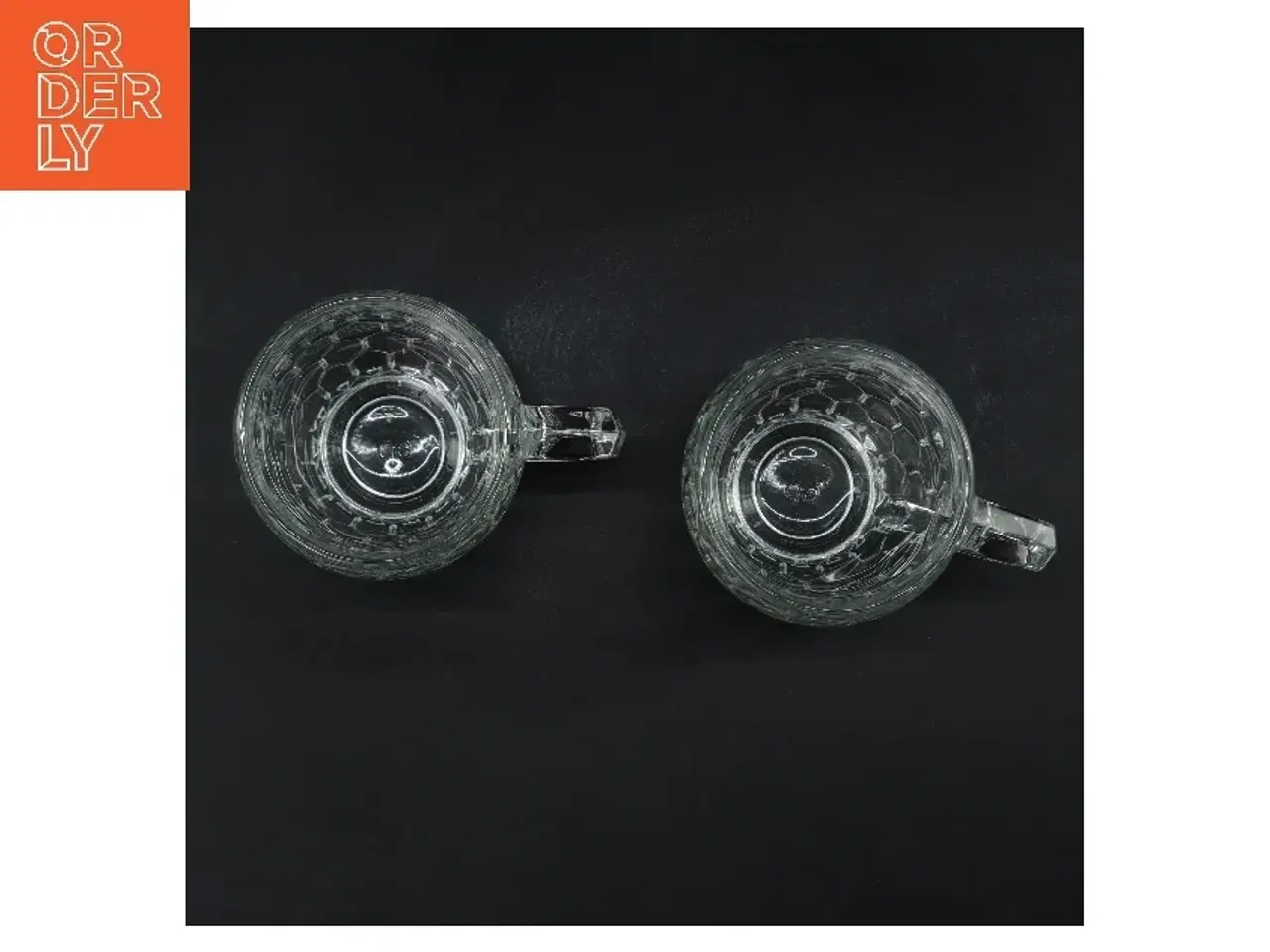 Billede 2 - Ølkrus af glas Erik Bagger (str. Ø 8,5 cm længde 12 cm)