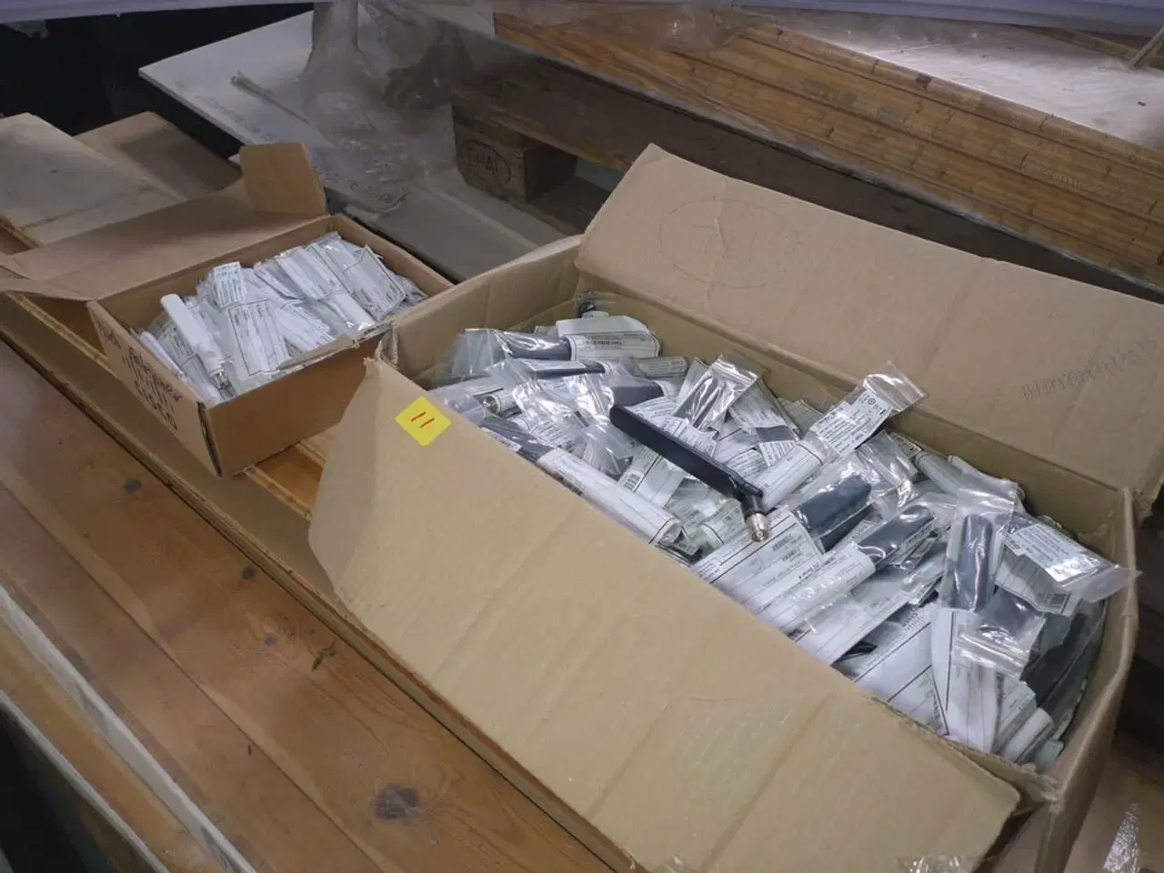 Billede 1 - Ca. 230 stk. Cisco 2,4 GHz/5 GHz Swivel Dipole Antenna