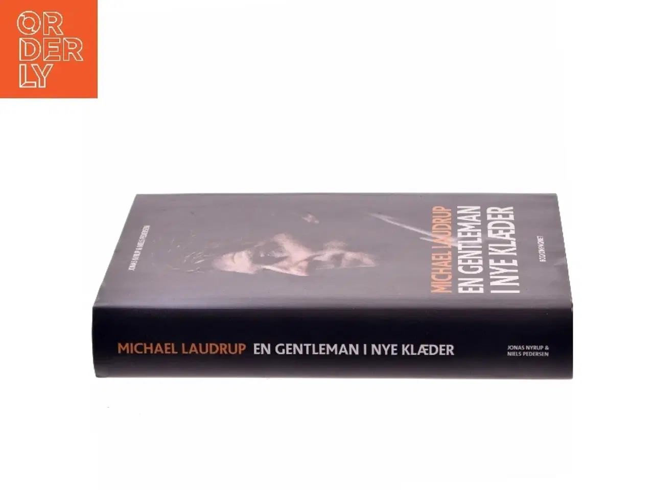Billede 2 - Michael Laudrup - en gentleman i nye klæder af Jonas Nyrup (Bog)
