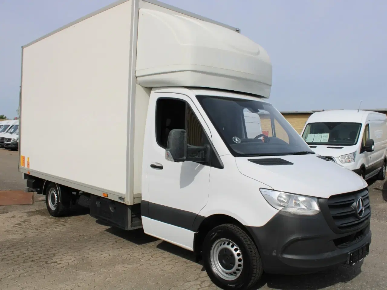 Billede 2 - Mercedes Sprinter 316 2,2 CDi A3 Alukasse m/lift aut. RWD