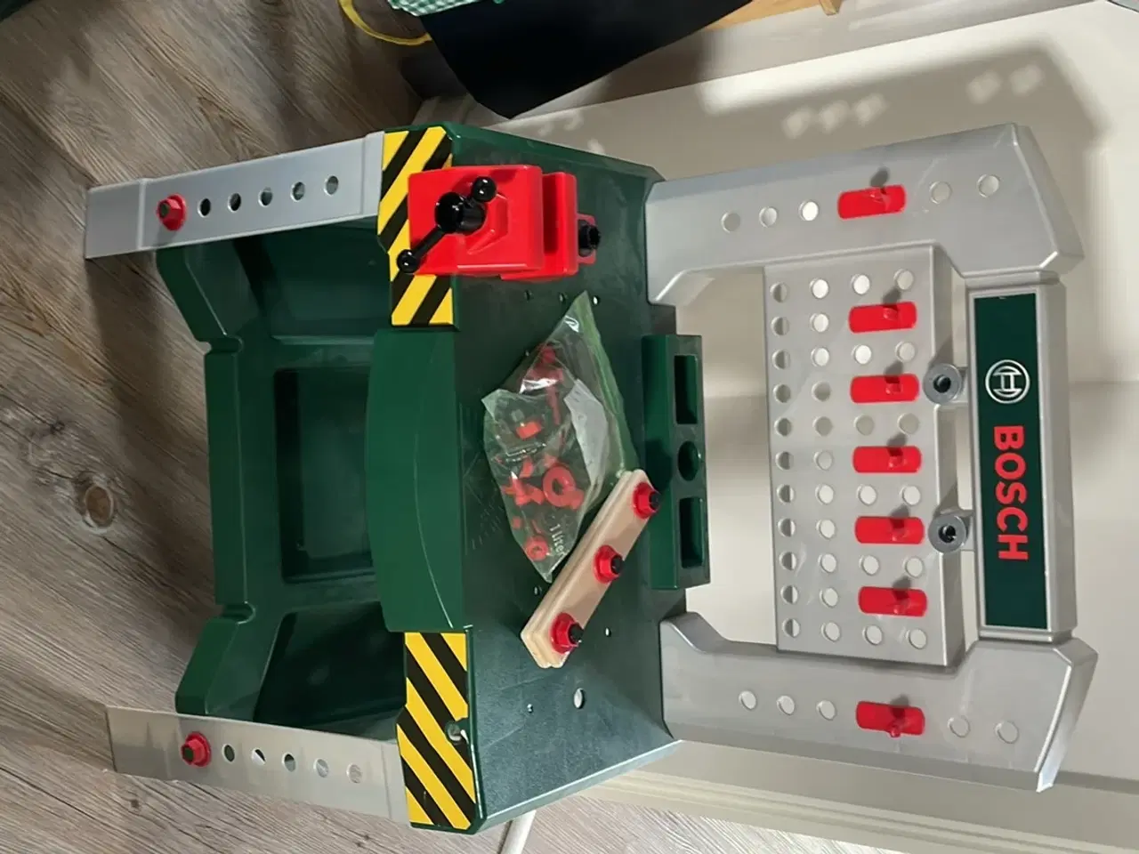 Billede 1 - Bosch værkstedsbord med værktøj