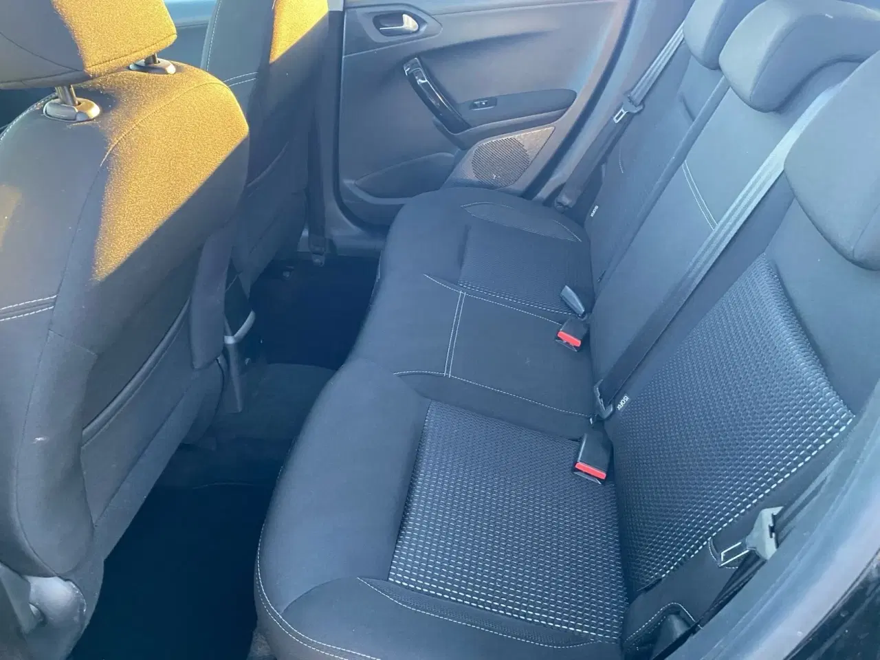 Billede 10 - Peugeot 208 1,6 BlueHDi Desire Sky 100HK 5d