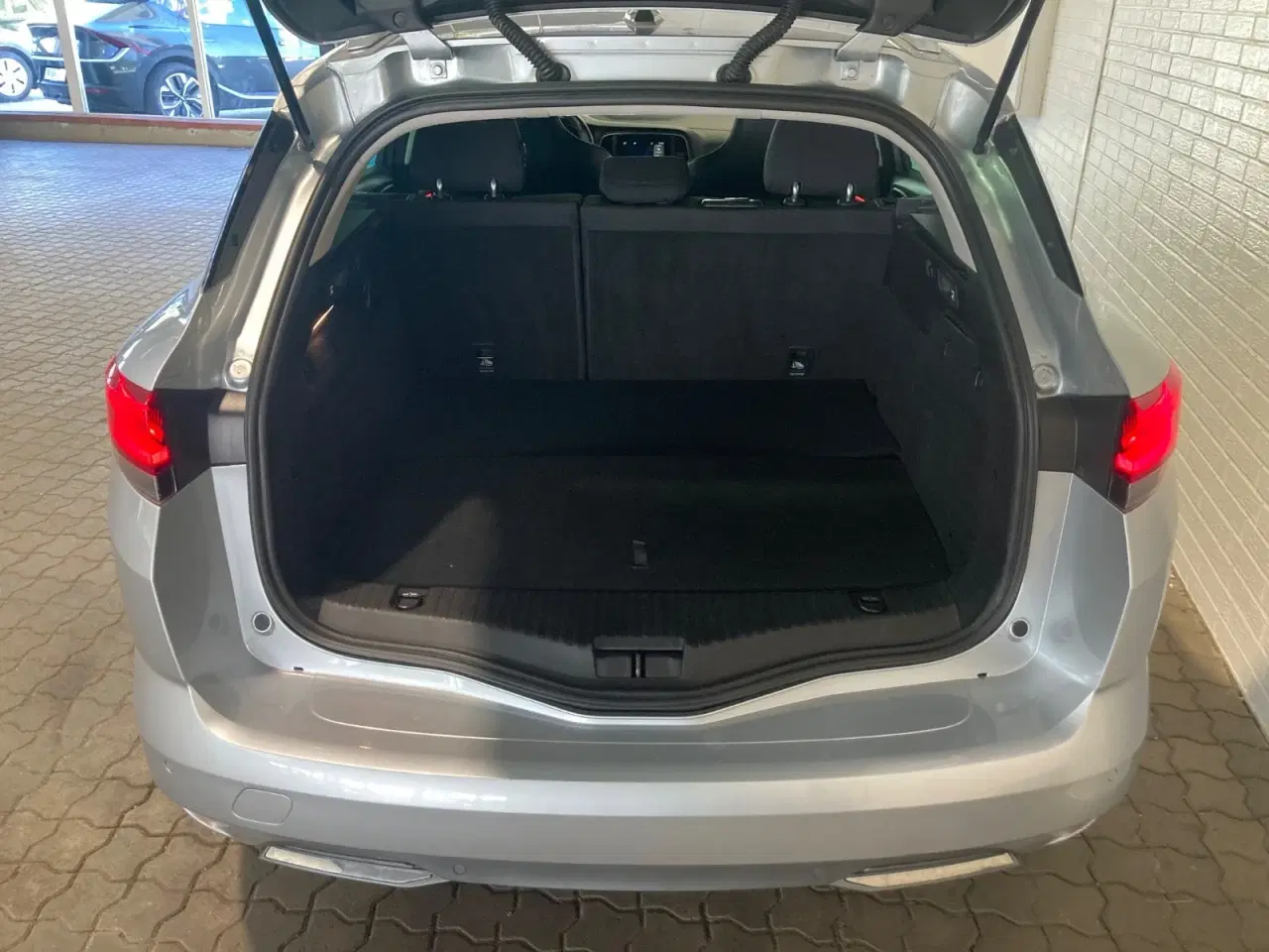 Billede 6 - Renault Megane IV 1,6 E-Tech R.S. Line Sport Tourer