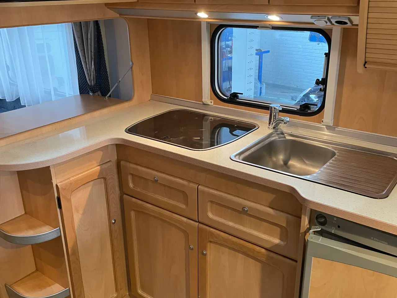 Billede 10 - BÜRSTNER 5022 TS Avantgarde Ventana