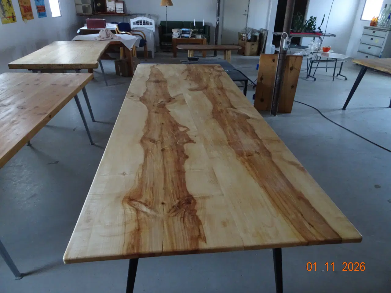 Billede 1 - Spiseborde i naturtræ