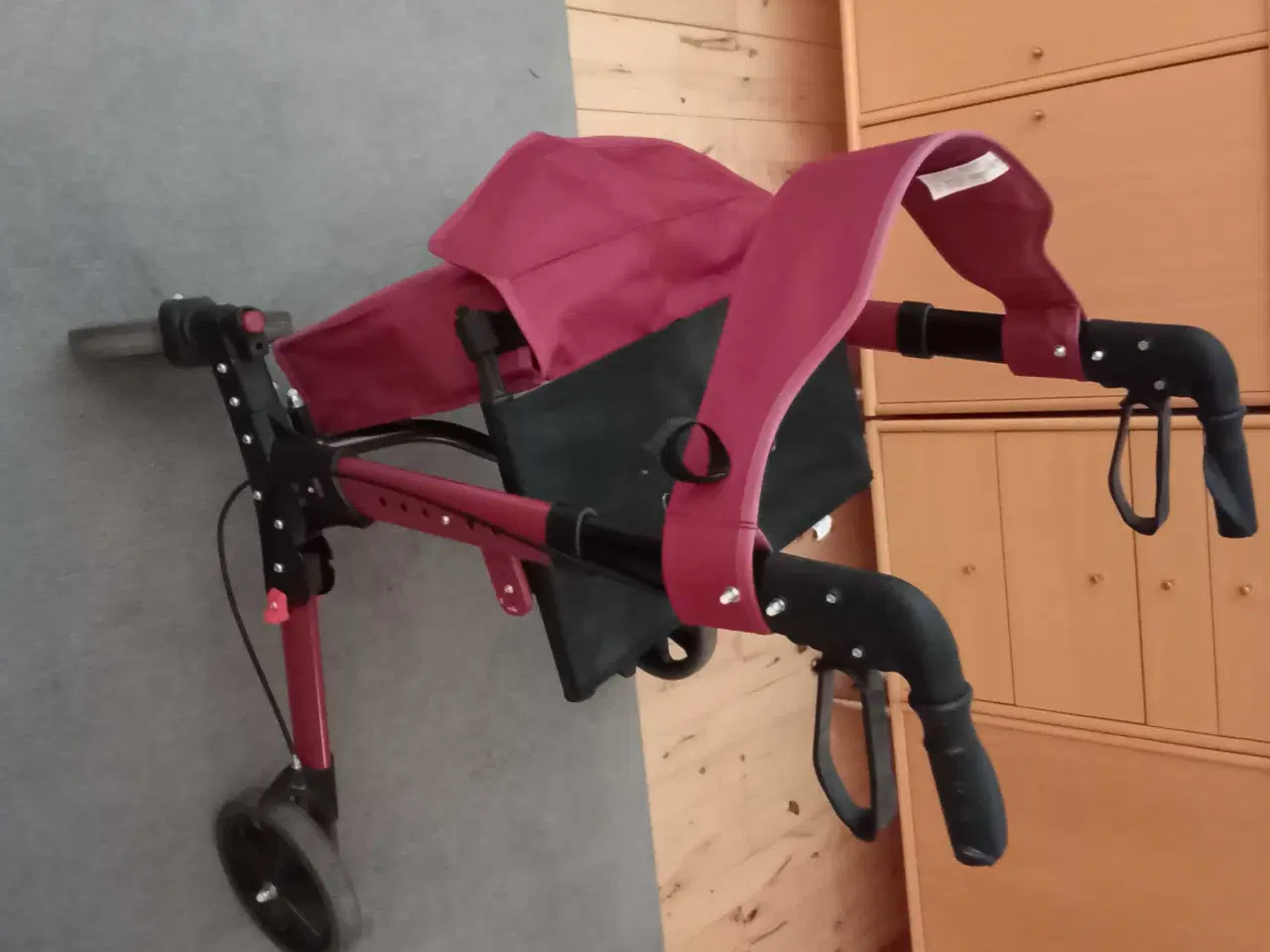 Billede 3 - Rollatorer