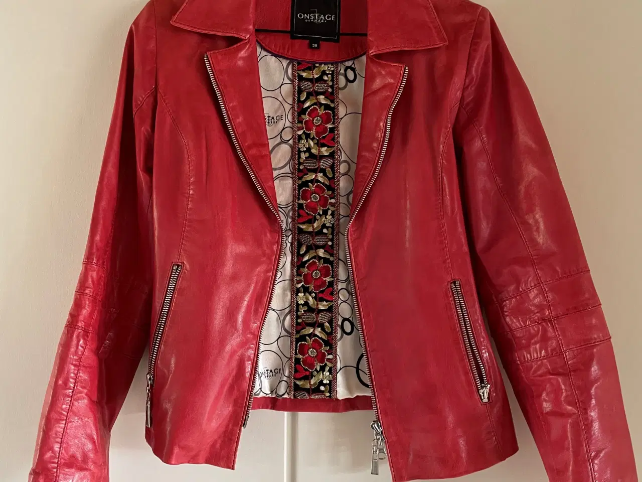 Billede 1 - Rød læder jakke