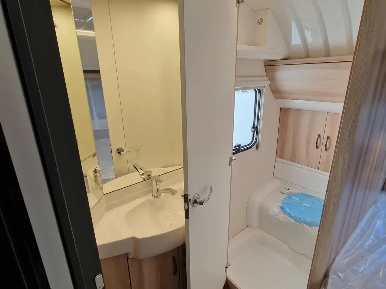 Billede 11 - 2026 - Hobby De Luxe 460 Ufe DK LINE