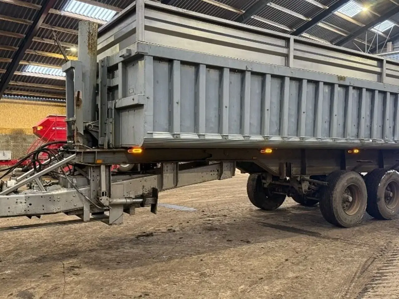 Billede 1 - 3-Akslet tipvogn 