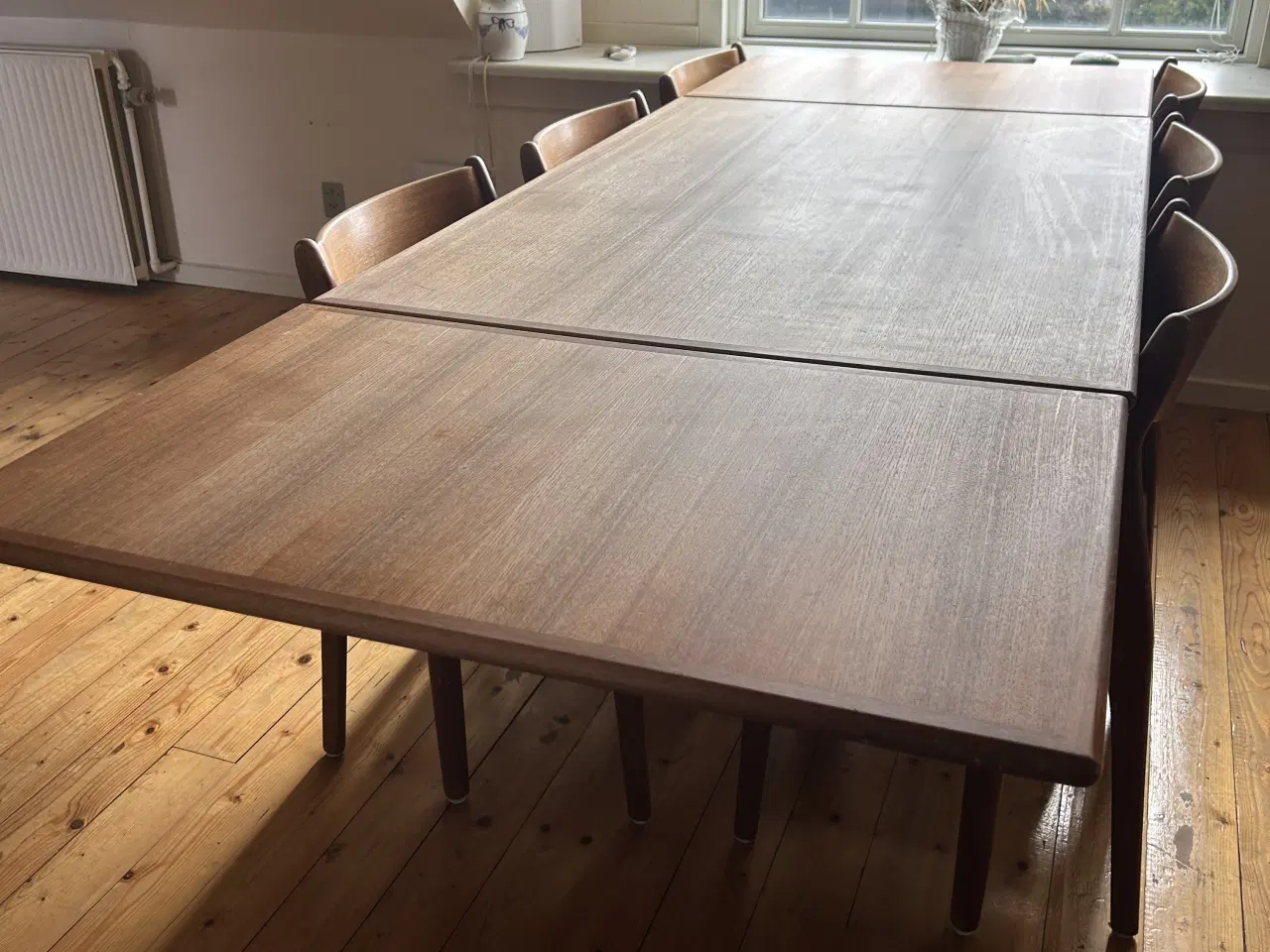 Billede 2 - Retro Spisebord i teak med 6 stole