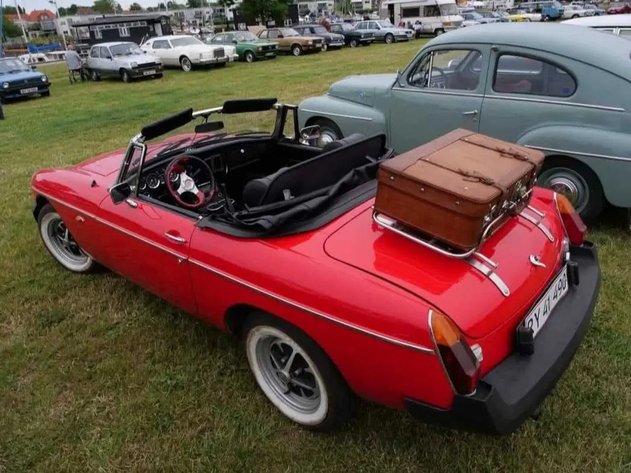 Billede 5 - Flot MGB fra 76 med nyere dæk og ny renoveret karb