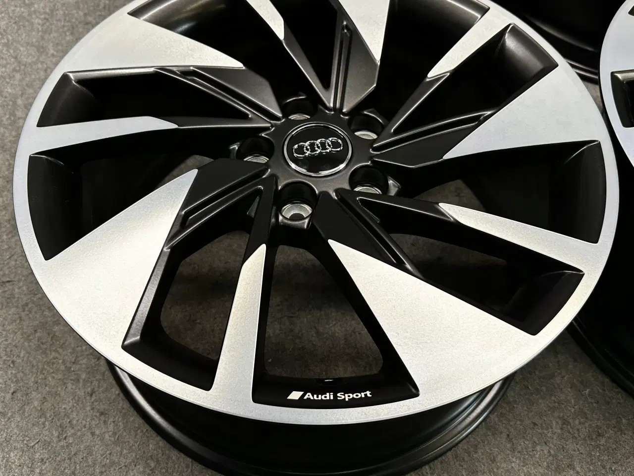 Billede 3 - AUDI A3 8Y 8Y0 18 8.0" x 18" 5x112 ET 46