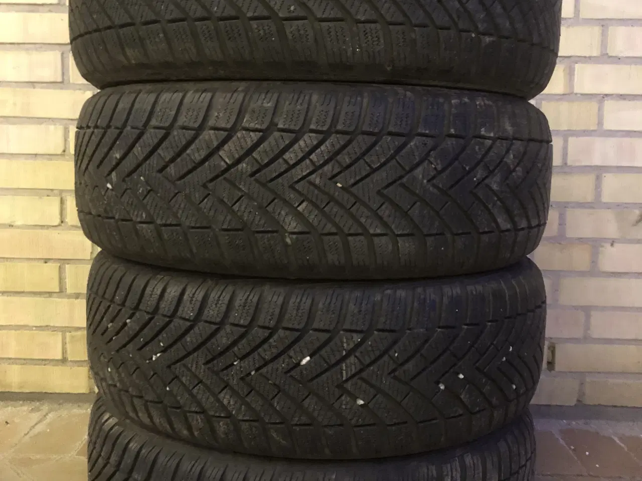 Billede 1 - Vinterdæk 195/55-16