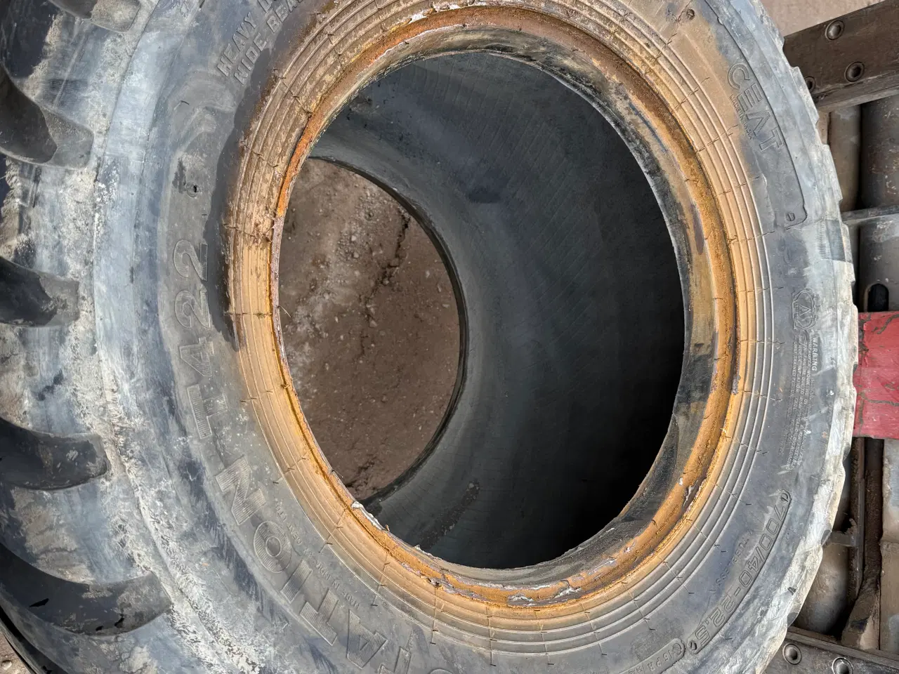 Billede 4 - Dæk 700/40-22.5