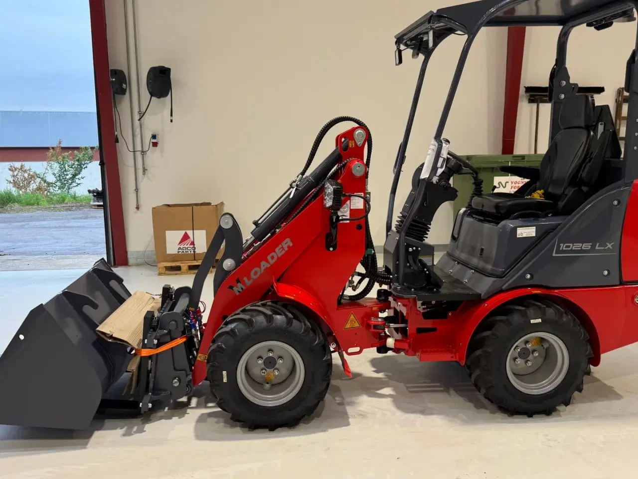 Billede 3 - VM Loader 1026 LX FABRIKSNY MED SKOVL OG PALLEGAFLER!