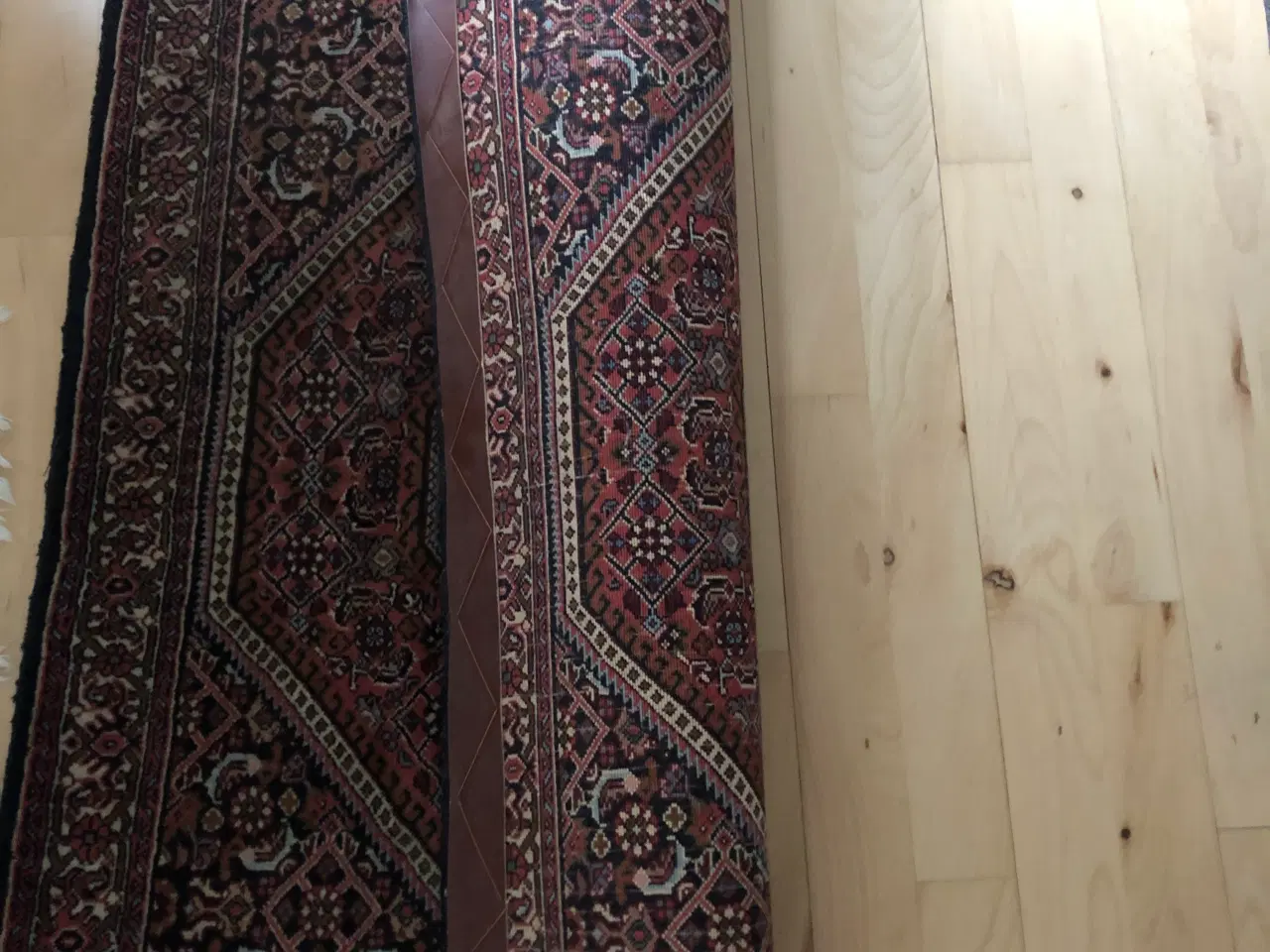 Billede 3 - ÆGTE HÅNDLAVET TÆPPE 100 X 70