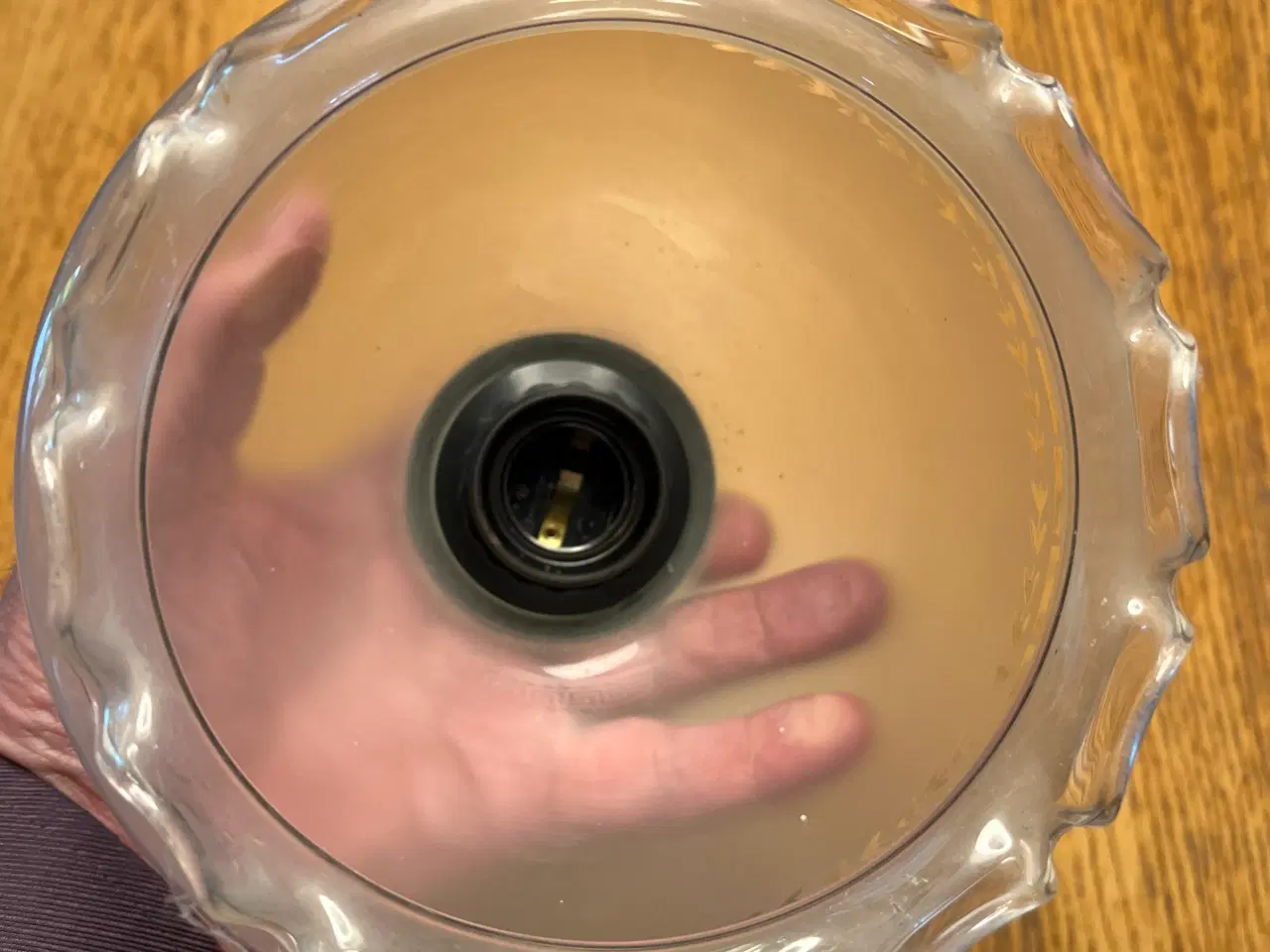 Billede 3 - Antik lampe af klart glas