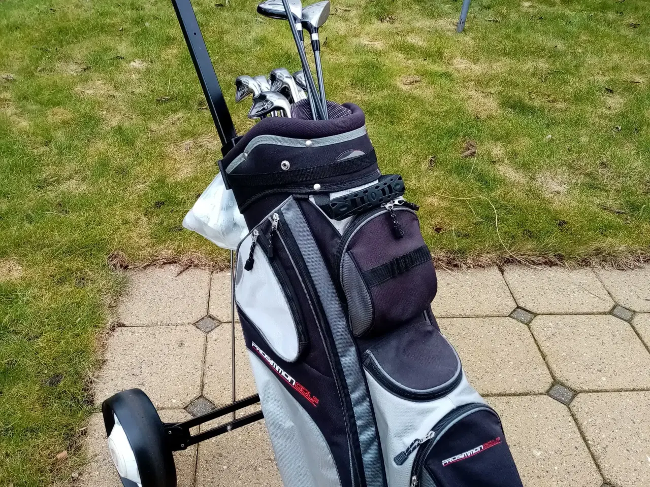 Billede 3 - GOLFSÆT MED VOGN