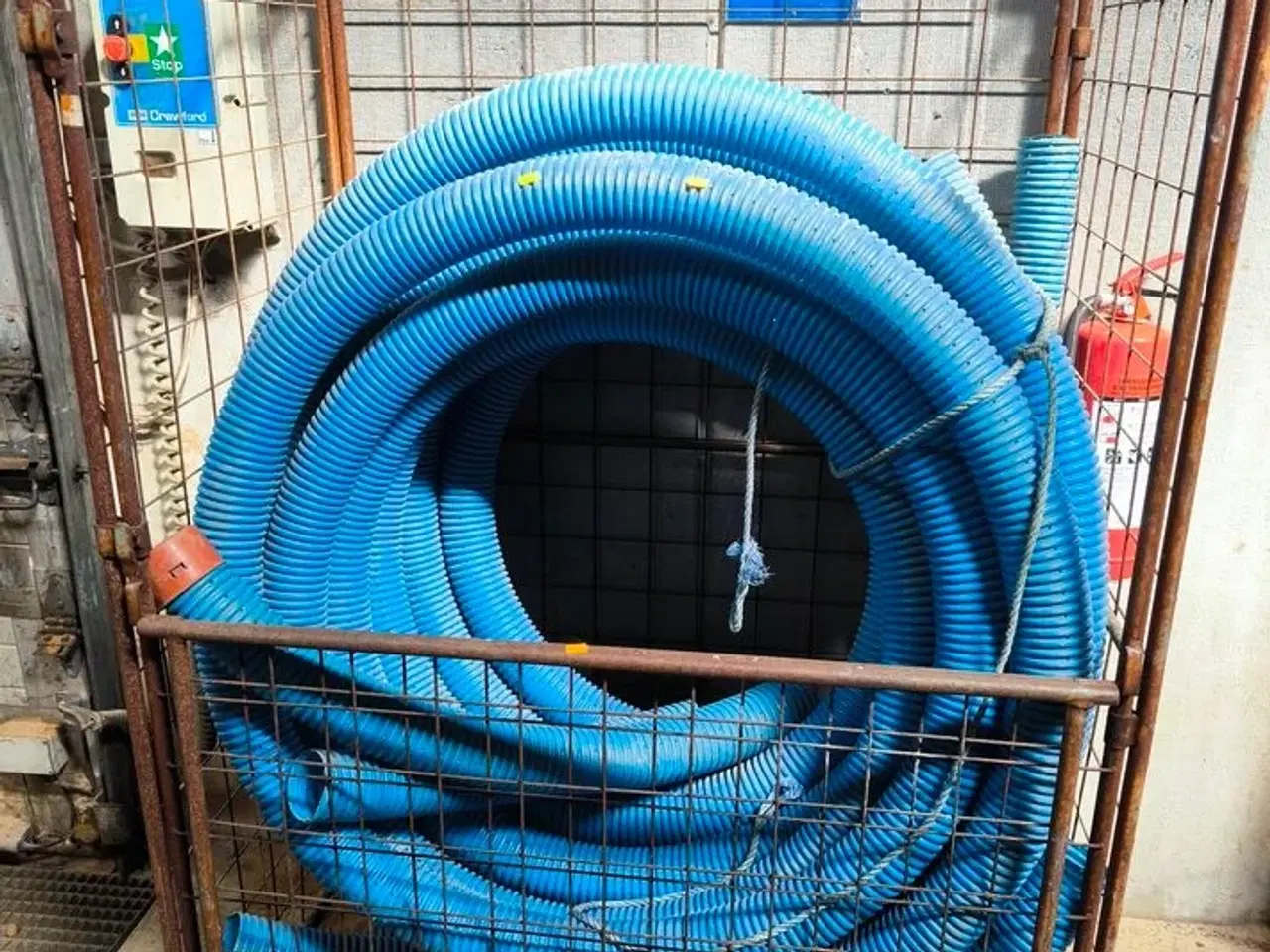 Billede 1 - Bur inkl. slange