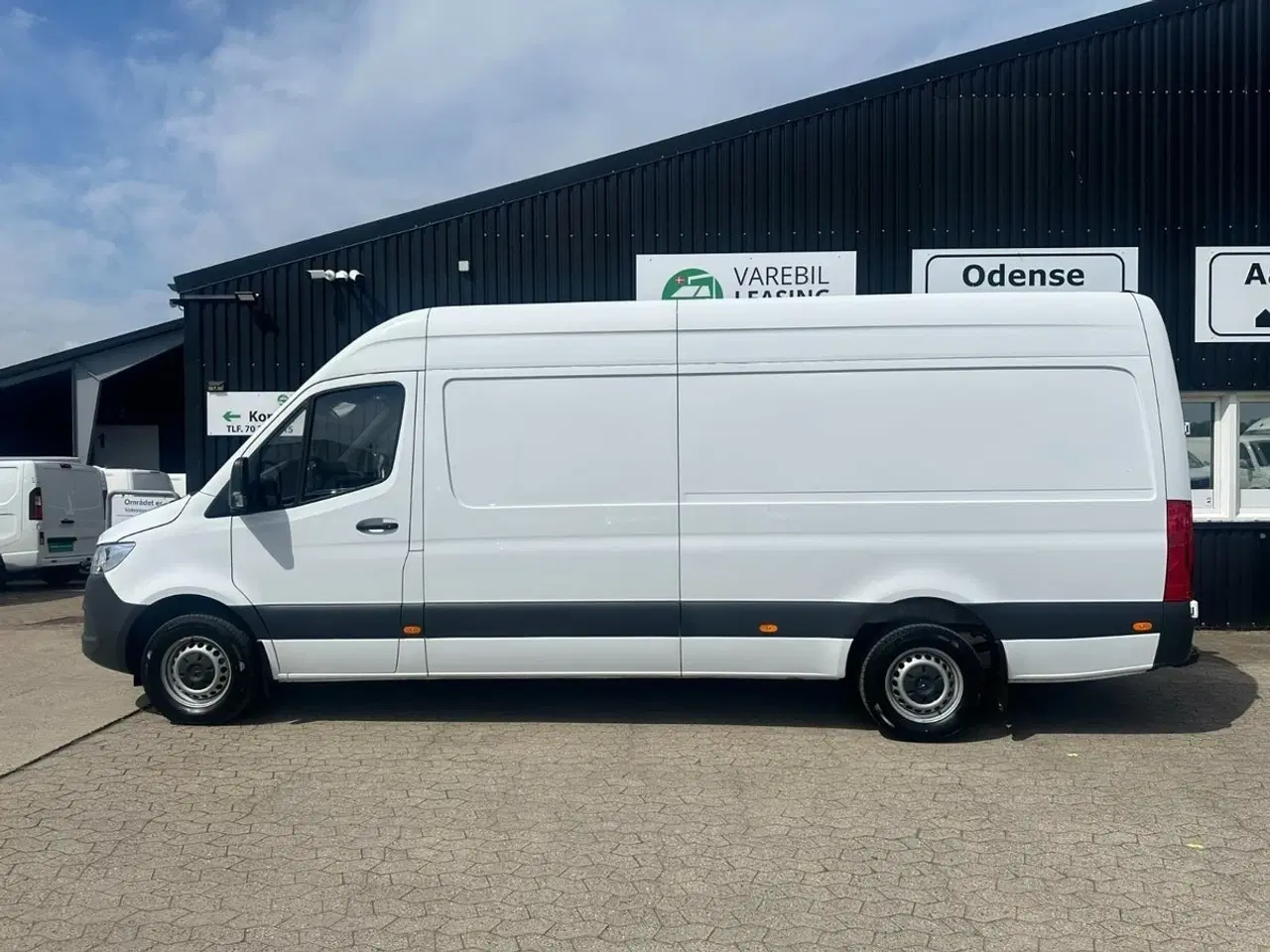 Billede 1 - Mercedes Sprinter 317 2,0 CDi A3 Kassevogn aut. RWD