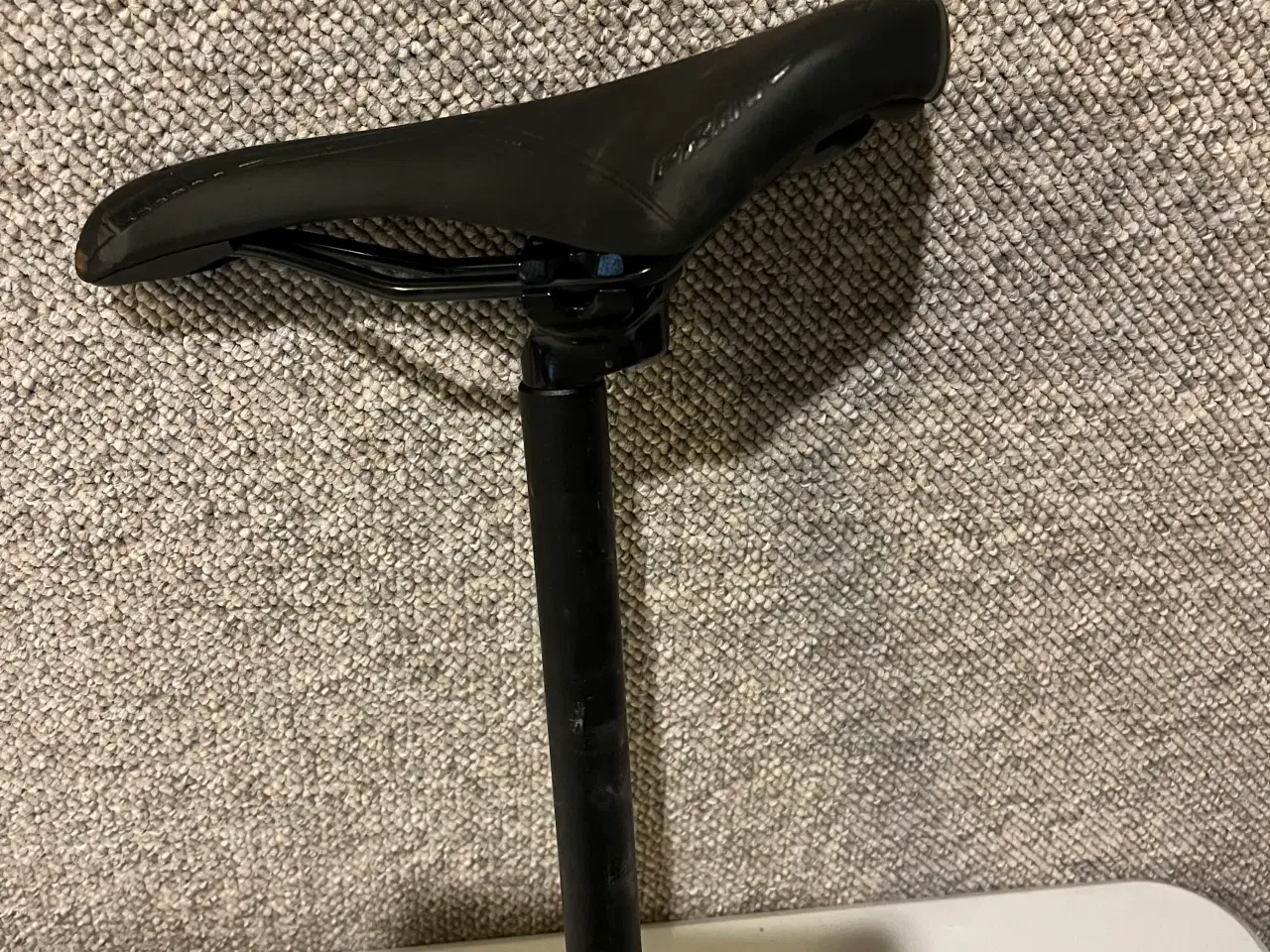 Billede 2 - Sadel til racer med sadelpint 