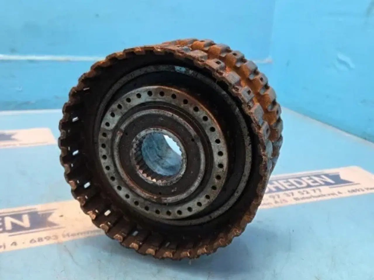 Billede 10 - Ford 8340 Koblinghus 82016096