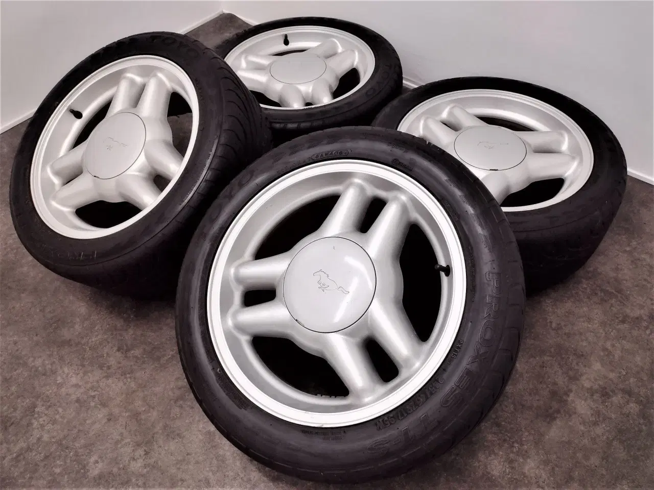 Billede 2 - 5x114,3 17" ET30 Ford Mustang sommersæt