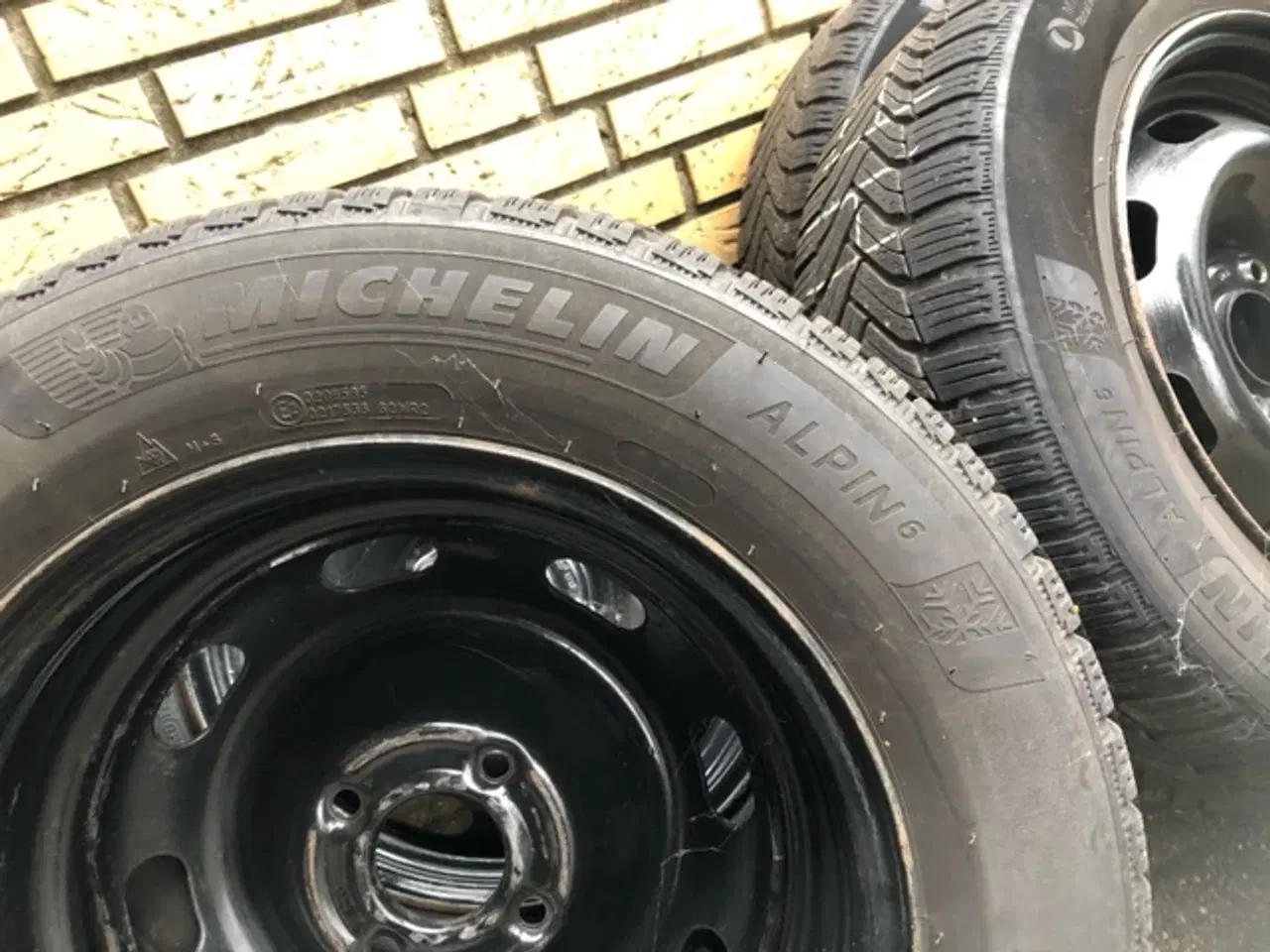 Billede 2 - Michelin Alpin Vinterdæk 195/65 R15