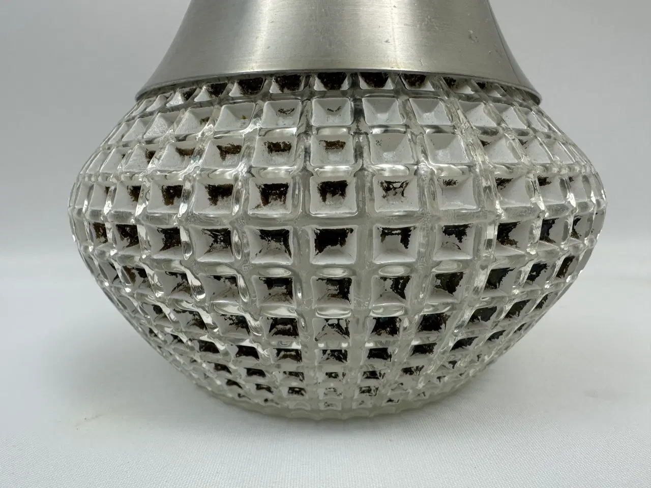 Billede 3 - Retro pendel i chrome med glasindsats